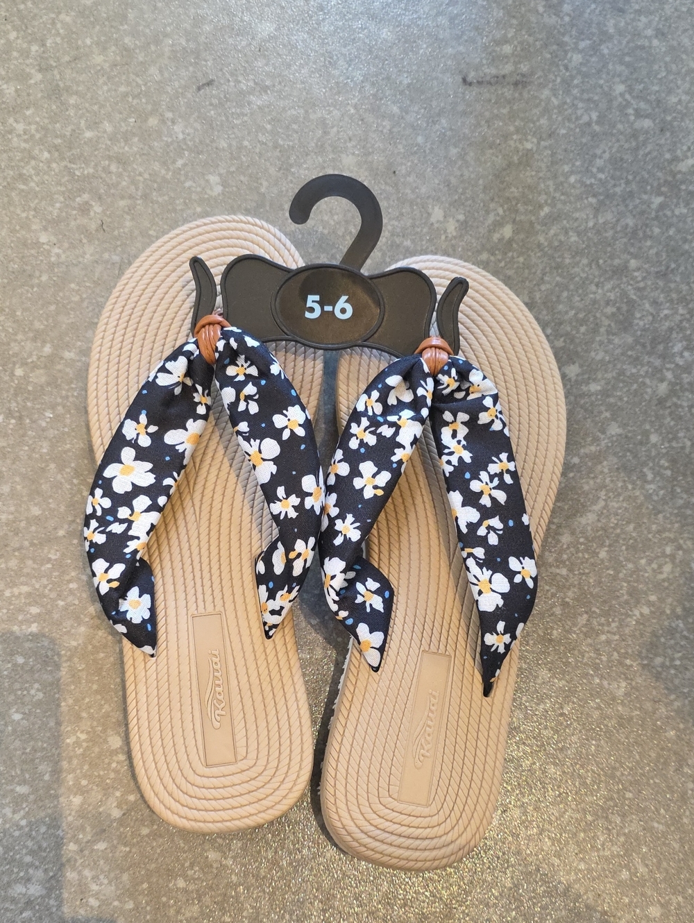 Floral Tie-Top Sandals - Black Daisy - 5-6